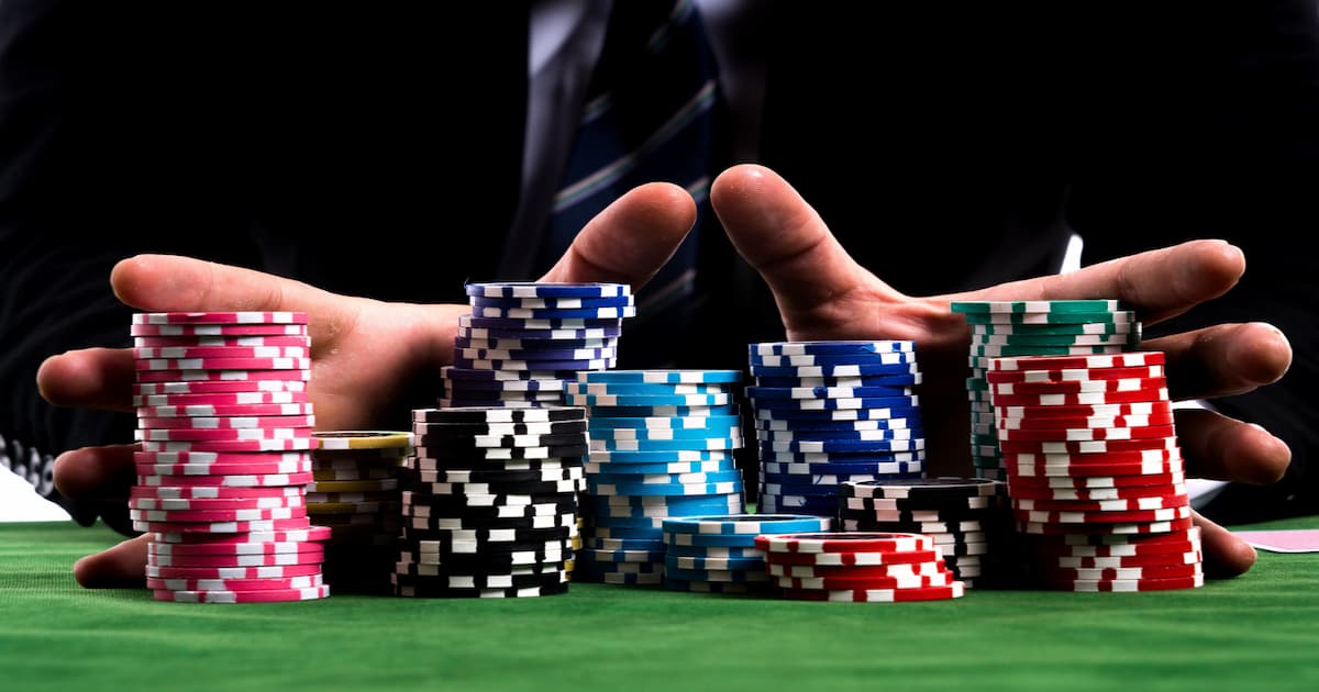 Khám phá mẹo chơi poker luôn thắng tại sòng bài online